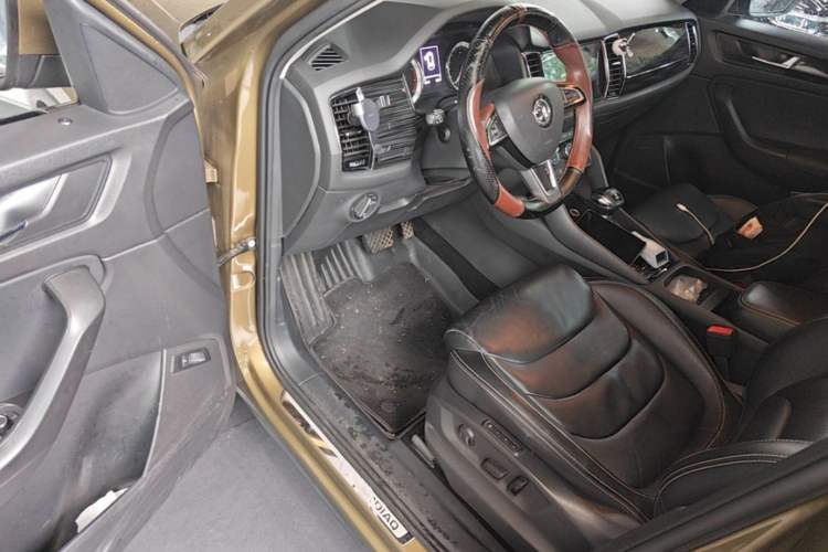 Used Skoda Kodiaq 2018 Facelifted TSI330 5-Seater Two-Wheel-Drive Luxury Enjoyment Edition Driver Seat