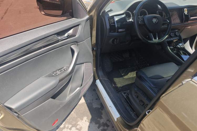 Used Skoda Kodiaq 2018 TSI330 5-Seater Two-Wheel-Drive Luxury Enjoyment Edition Driver Seat