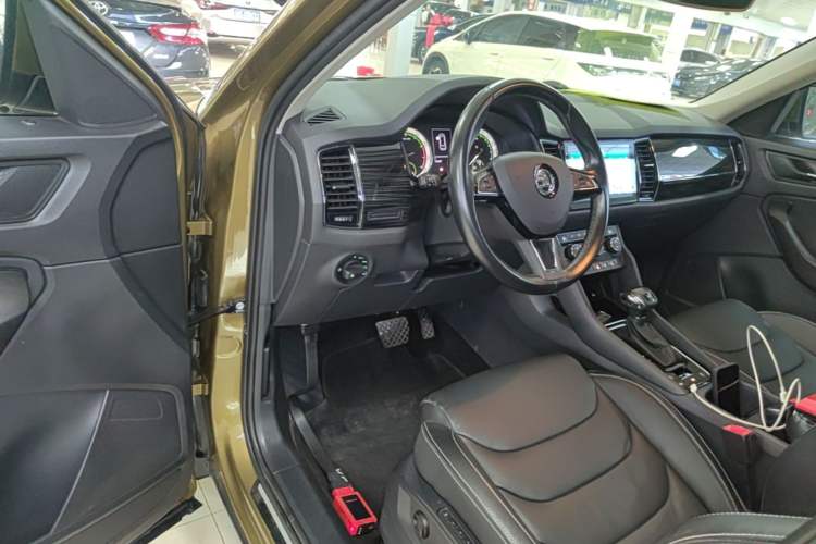 Used Skoda Kodiaq 2018 TSI330 5-Seater Two-Wheel-Drive Luxury Enjoyment Edition Driver Seat