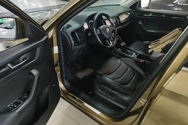 Used Skoda Kodiaq 2018 Restyled TSI330 7-Seater Two-Wheel Drive Luxury Enjoyment Edition Driver Seat