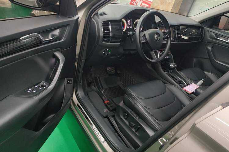 Used Skoda Kodiaq 2018 Restyled TSI330 7-Seater Two-Wheel Drive Luxury Enjoyment Edition Driver Seat