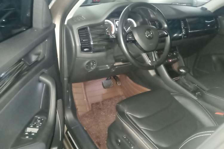 Used Skoda Kodiaq 2018 Facelifted TSI330 5-Seater Two-Wheel-Drive Luxury Enjoyment Edition Driver Seat