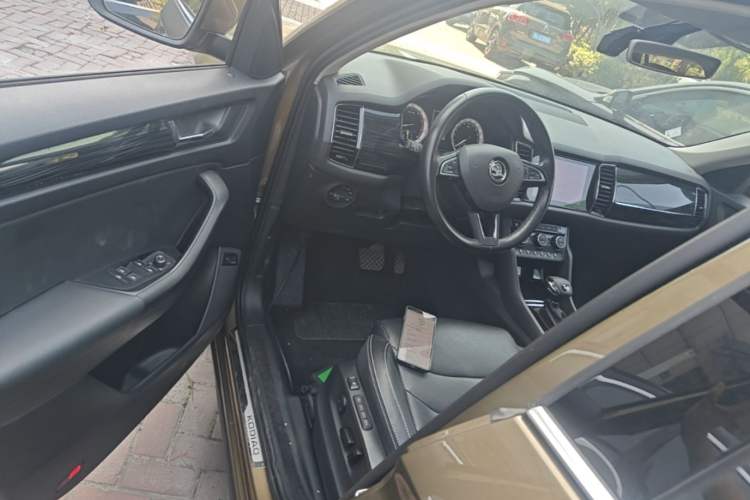 Used Skoda Kodiaq 2018 Restyled TSI330 7-Seater Two-Wheel Drive Luxury Enjoyment Edition Driver Seat