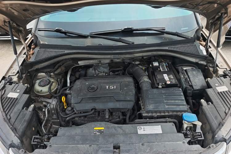 Used Skoda Kodiaq 2018 TSI380 7-Seater Four-Wheel-Drive Flagship Edition Engine Bay