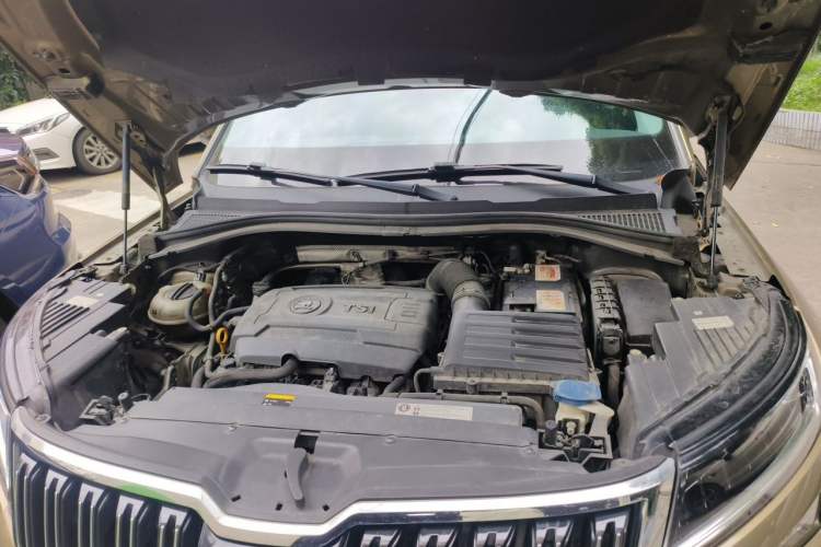 Used Skoda Kodiaq 2018 TSI380 7-Seater Four-Wheel-Drive Flagship Edition Engine Bay
