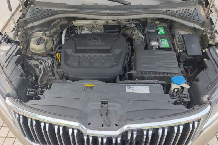 Used Skoda Kodiaq 2018 Facelifted TSI330 5-Seater Two-Wheel-Drive Comfort Edition Engine Bay