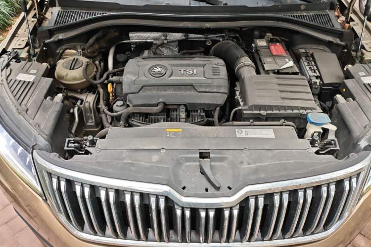 Used Skoda Kodiaq 2018 TSI330 5-Seater Two-Wheel-Drive Luxury Enjoyment Edition Engine Bay