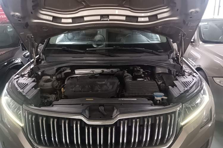 Used Skoda Kodiaq 2018 Facelifted TSI330 5-Seater Two-Wheel-Drive Luxury Enjoyment Edition Engine Bay
