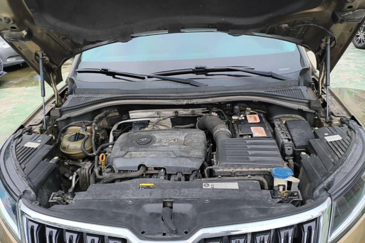Used Skoda Kodiaq 2018 TSI380 7-Seater Four-Wheel-Drive Flagship Edition Engine Bay