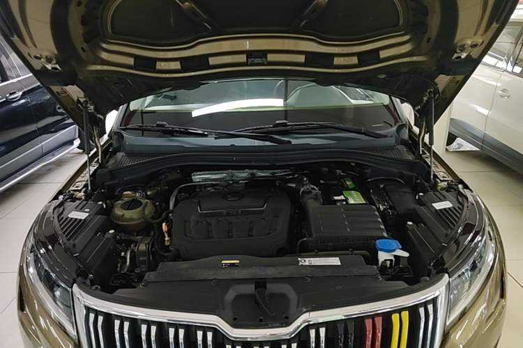 Used Skoda Kodiaq 2018 Restyled TSI330 7-Seater Two-Wheel Drive Luxury Enjoyment Edition Engine Bay