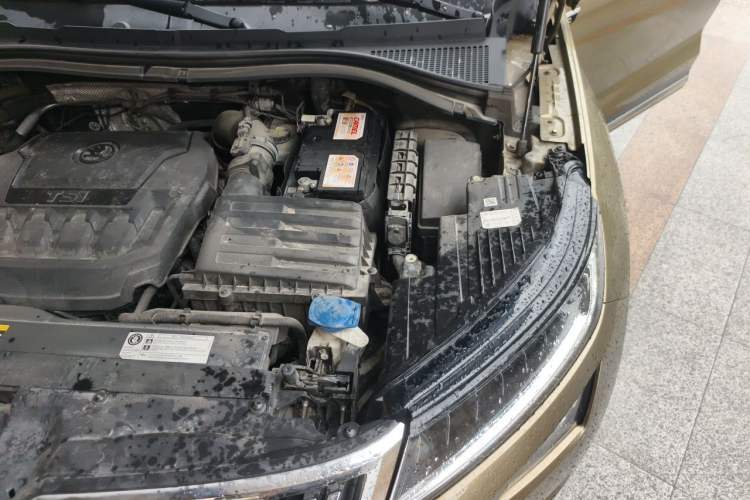Used Skoda Kodiaq 2018 Restyled TSI330 7-Seater Two-Wheel Drive Luxury Enjoyment Edition Engine Bay Left