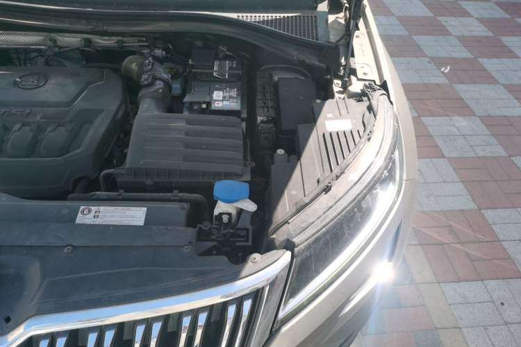 Used Skoda Kodiaq 2018 Facelifted TSI330 5-Seater Two-Wheel-Drive Luxury Enjoyment Edition Engine Bay Left