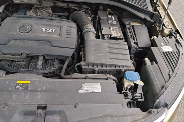 Used Skoda Kodiaq 2018 TSI330 7-Seater Two-Wheel-Drive Luxury Enjoyment Edition Engine Bay Left