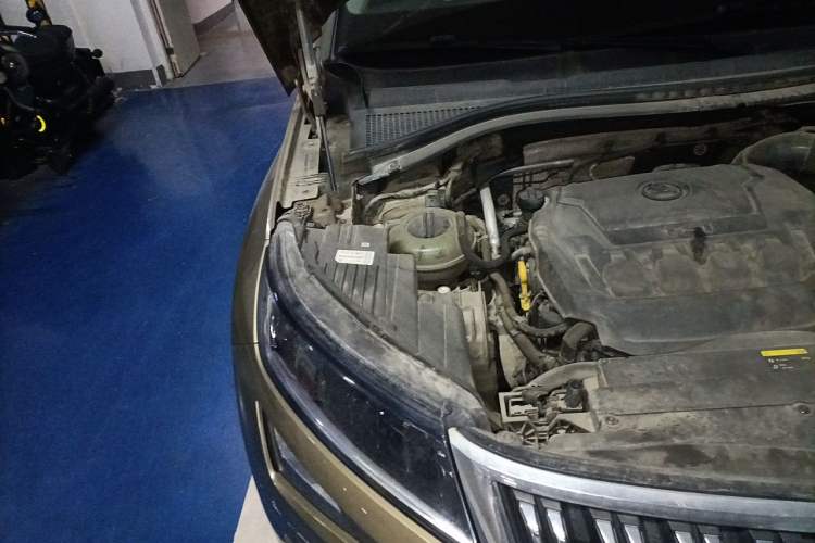 Used Skoda Kodiaq 2018 Facelifted TSI330 5-Seater Two-Wheel-Drive Luxury Enjoyment Edition Engine Bay Right