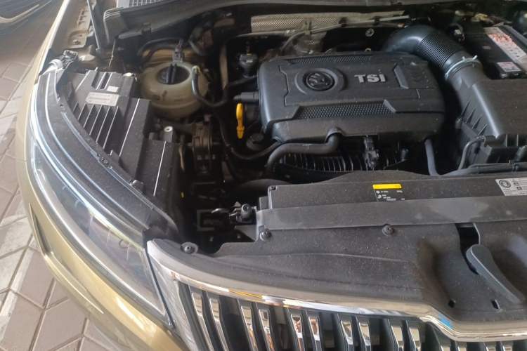 Used Skoda Kodiaq 2018 TSI330 7-Seater Two-Wheel-Drive Luxury Enjoyment Edition Engine Bay Right
