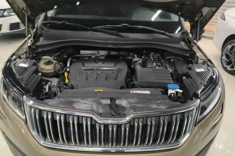 Used Skoda Kodiaq 2018 Restyled TSI330 7-Seater Two-Wheel Drive Luxury Enjoyment Edition Engine Bay