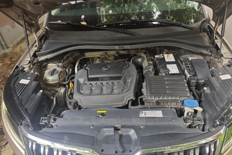 Used Skoda Kodiaq 2018 Facelifted TSI330 5-Seater Two-Wheel-Drive Luxury Enjoyment Edition Engine Bay
