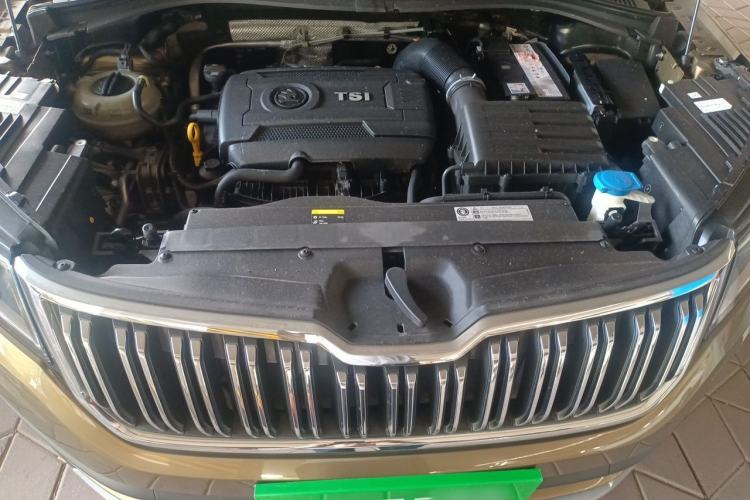 Used Skoda Kodiaq 2018 TSI330 7-Seater Two-Wheel-Drive Luxury Enjoyment Edition Engine Bay