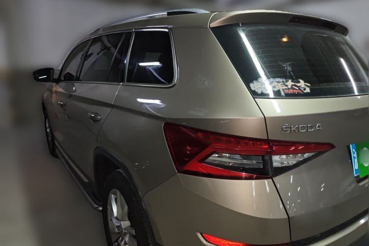 Used Skoda Kodiaq 2018 TSI330 7-Seater Two-Wheel-Drive Luxury Enjoyment Edition Exterior 3