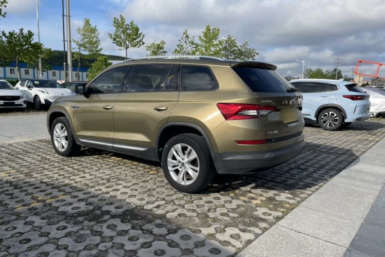 Used Skoda Kodiaq 2018 Facelifted TSI330 5-Seater Two-Wheel-Drive Comfort Edition Exterior 3