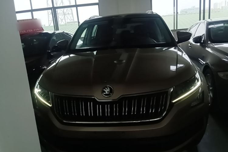 Used Skoda Kodiaq 2018 Facelifted TSI330 5-Seater Two-Wheel-Drive Luxury Enjoyment Edition Front
