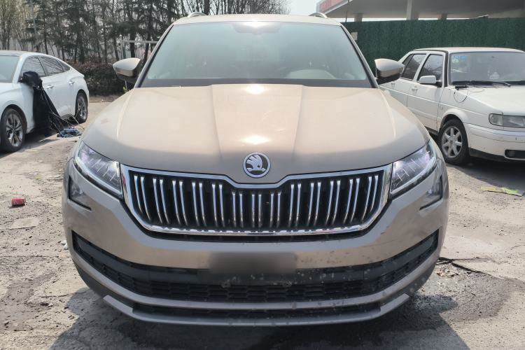 Used Skoda Kodiaq 2018 Facelifted TSI330 5-Seater Two-Wheel-Drive Luxury Enjoyment Edition Front