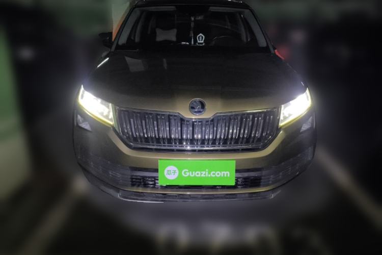 Used Skoda Kodiaq 2018 Facelifted TSI330 5-Seater Two-Wheel-Drive Luxury Enjoyment Edition Front