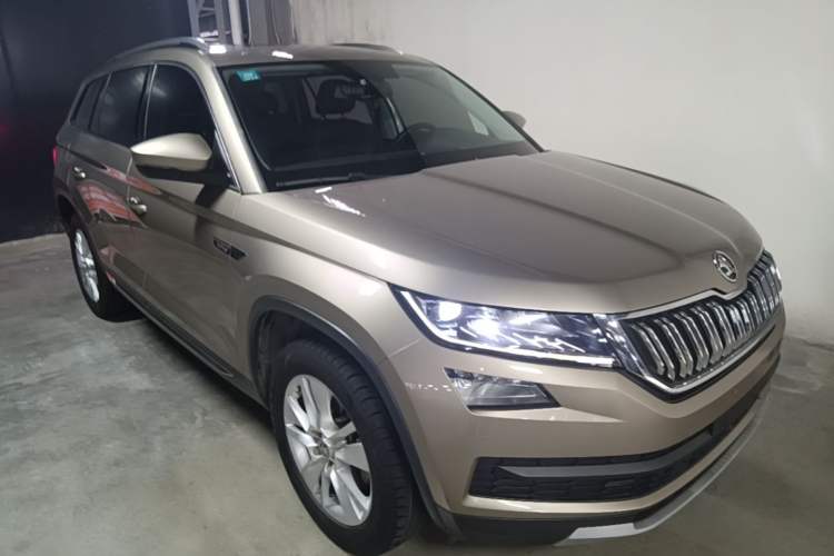 Used Skoda Kodiaq 2018 Restyled TSI330 7-Seater Two-Wheel Drive Luxury Enjoyment Edition Front Right 45 Deg