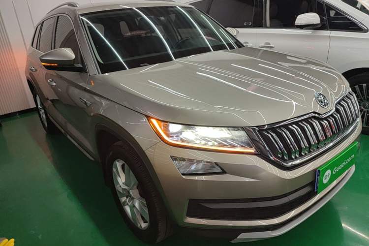 Used Skoda Kodiaq 2018 Restyled TSI330 7-Seater Two-Wheel Drive Luxury Enjoyment Edition Front Right 45 Deg
