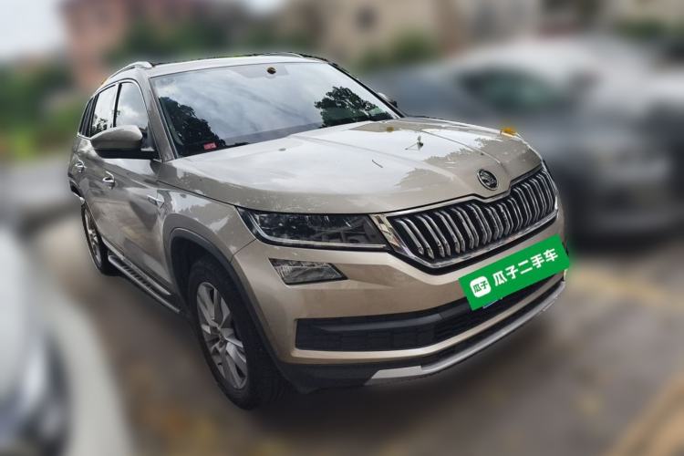 Used Skoda Kodiaq 2018 Facelifted TSI330 5-Seater Two-Wheel-Drive Luxury Enjoyment Edition Front Right 45 Deg