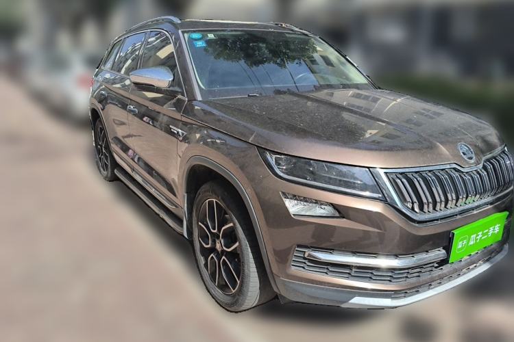 Used Skoda Kodiaq 2018 Restyled TSI330 7-Seater Two-Wheel Drive Luxury Enjoyment Edition Front Right 45 Deg
