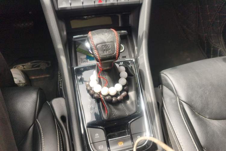 Used Skoda Kodiaq 2018 TSI330 7-Seater Two-Wheel-Drive Luxury Enjoyment Edition Gear Lever