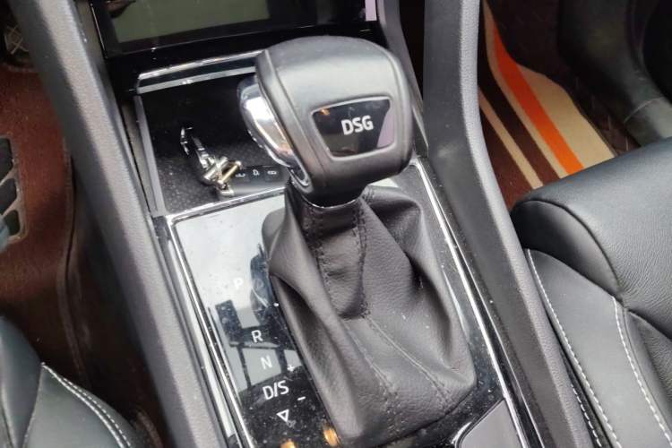 Used Skoda Kodiaq 2018 Restyled TSI330 7-Seater Two-Wheel Drive Luxury Enjoyment Edition Gear Lever