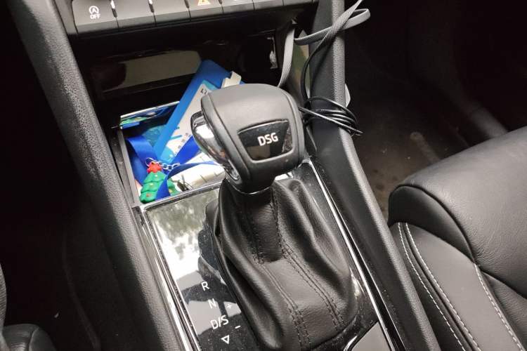 Used Skoda Kodiaq 2018 TSI330 5-Seater Two-Wheel-Drive Luxury Enjoyment Edition Gear Lever