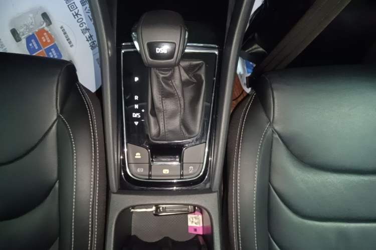 Used Skoda Kodiaq 2018 Restyled TSI330 7-Seater Two-Wheel Drive Luxury Enjoyment Edition Gear Lever