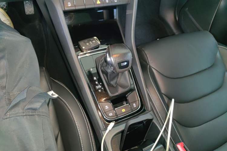 Used Skoda Kodiaq 2018 TSI330 5-Seater Two-Wheel-Drive Luxury Enjoyment Edition Gear Lever