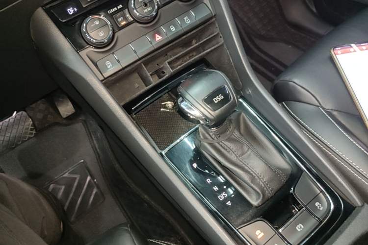 Used Skoda Kodiaq 2018 Restyled TSI330 7-Seater Two-Wheel Drive Luxury Enjoyment Edition Gear Lever