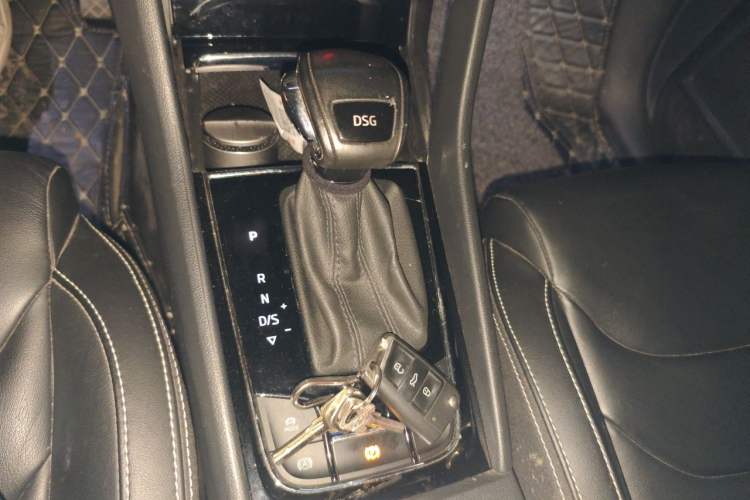 Used Skoda Kodiaq 2018 Restyled TSI330 7-Seater Two-Wheel Drive Luxury Enjoyment Edition Gear Lever