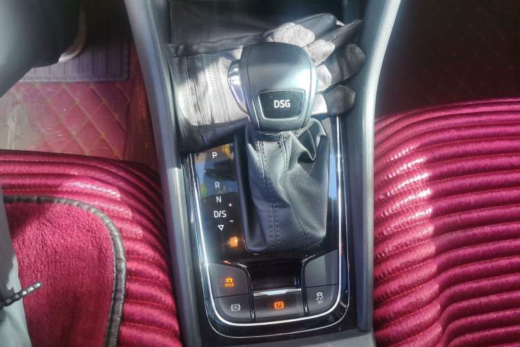 Used Skoda Kodiaq 2018 Restyled TSI330 7-Seater Two-Wheel Drive Luxury Enjoyment Edition Gear Lever