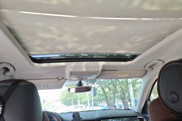 Used Skoda Kodiaq 2018 Facelifted TSI330 5-Seater Two-Wheel-Drive Luxury Enjoyment Edition Headliner