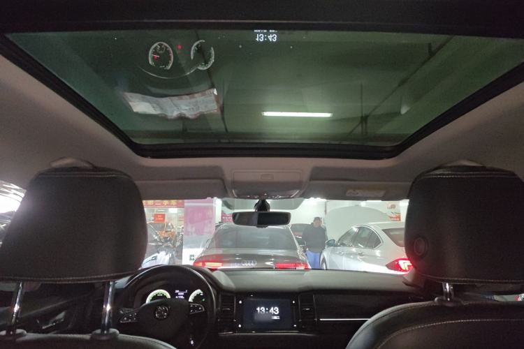 Used Skoda Kodiaq 2018 TSI330 7-Seater Two-Wheel-Drive Luxury Enjoyment Edition Headliner