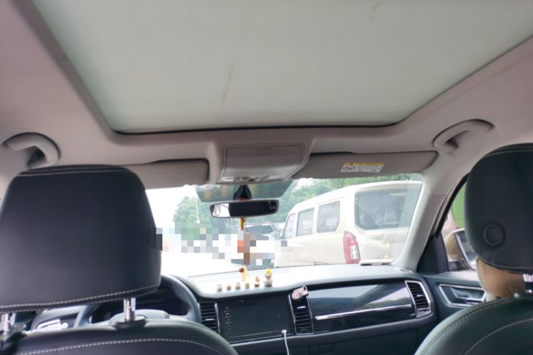 Used Skoda Kodiaq 2018 Facelifted TSI330 5-Seater Two-Wheel-Drive Luxury Enjoyment Edition Headliner