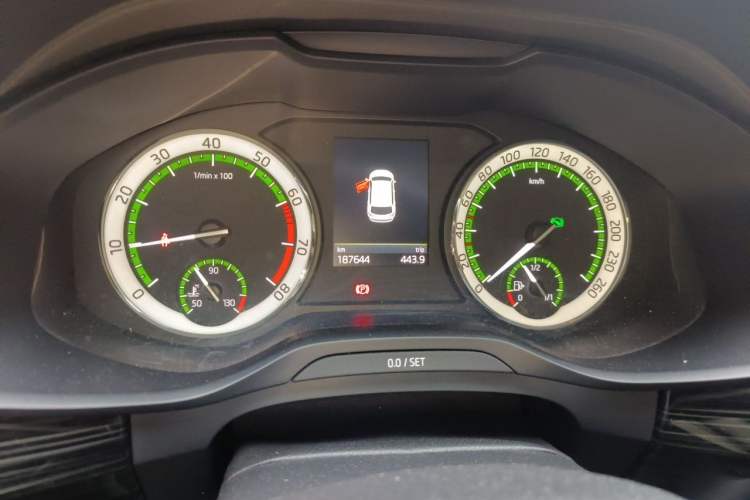 Used Skoda Kodiaq 2018 TSI380 7-Seater Four-Wheel-Drive Flagship Edition Instrument Cluster
