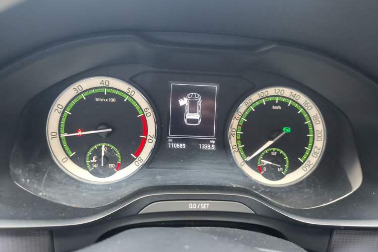Used Skoda Kodiaq 2018 Facelifted TSI330 5-Seater Two-Wheel-Drive Comfort Edition Instrument Cluster