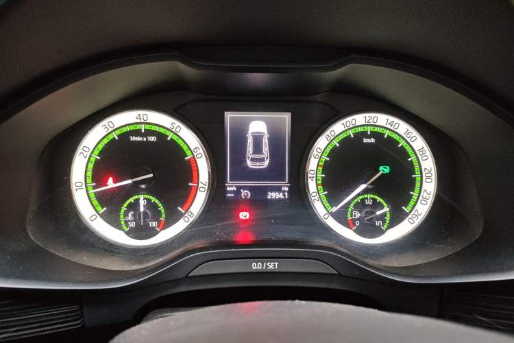 Used Skoda Kodiaq 2018 TSI330 5-Seater Two-Wheel-Drive Luxury Enjoyment Edition Instrument Cluster