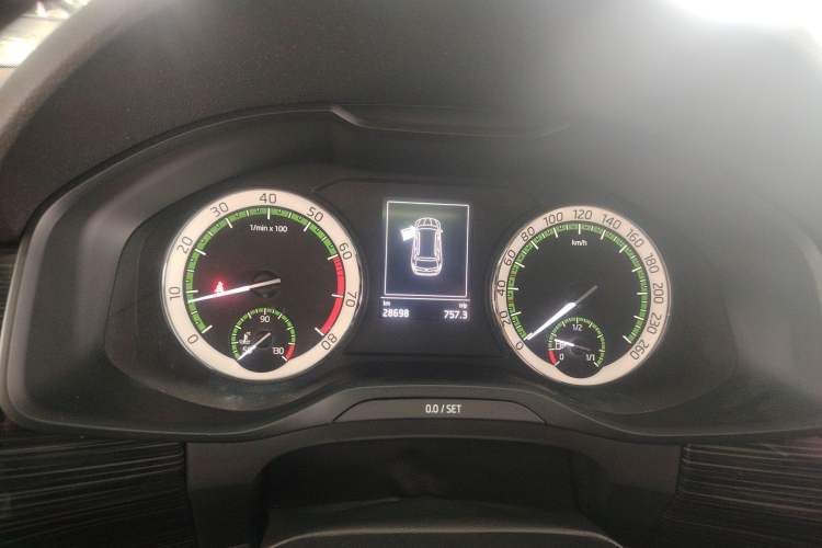 Used Skoda Kodiaq 2018 Facelifted TSI330 5-Seater Two-Wheel-Drive Luxury Enjoyment Edition Instrument Cluster