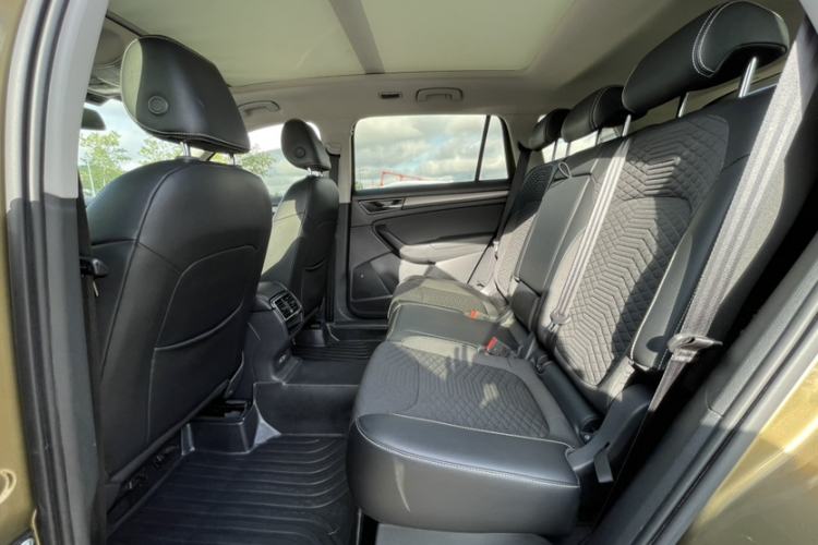 Used Skoda Kodiaq 2018 Facelifted TSI330 5-Seater Two-Wheel-Drive Comfort Edition Interior 3
