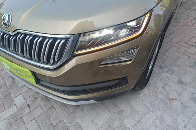 Used Skoda Kodiaq 2018 Restyled TSI330 7-Seater Two-Wheel Drive Luxury Enjoyment Edition Left Front Headlight