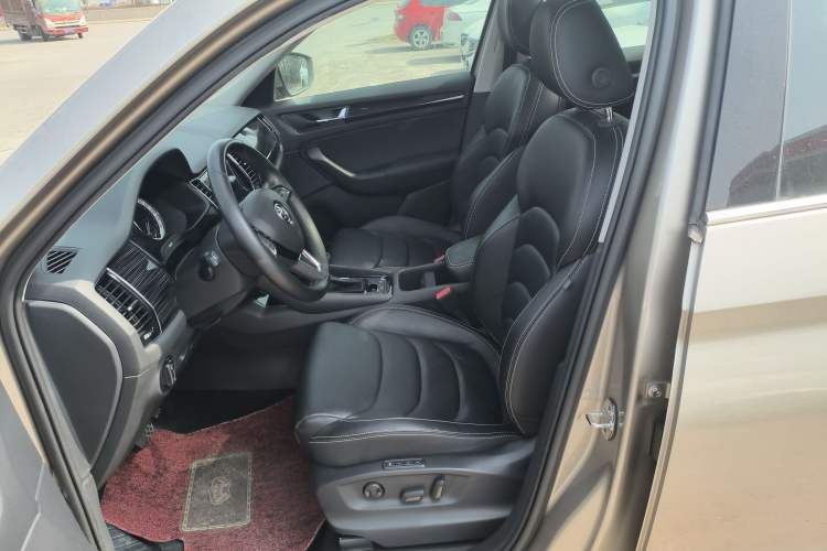 Used Skoda Kodiaq 2018 Facelifted TSI330 5-Seater Two-Wheel-Drive Luxury Enjoyment Edition Left Front Seat