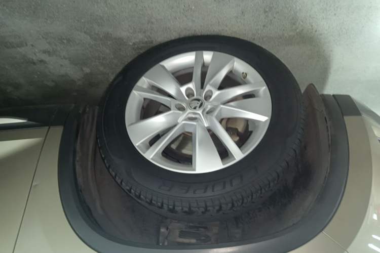 Used Skoda Kodiaq 2018 Restyled TSI330 7-Seater Two-Wheel Drive Luxury Enjoyment Edition Left Front Wheel Hub